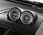 Holden Adventra 2003 года